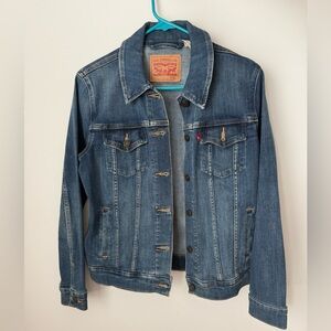 Levi's Classic Indigo Denim Jacket